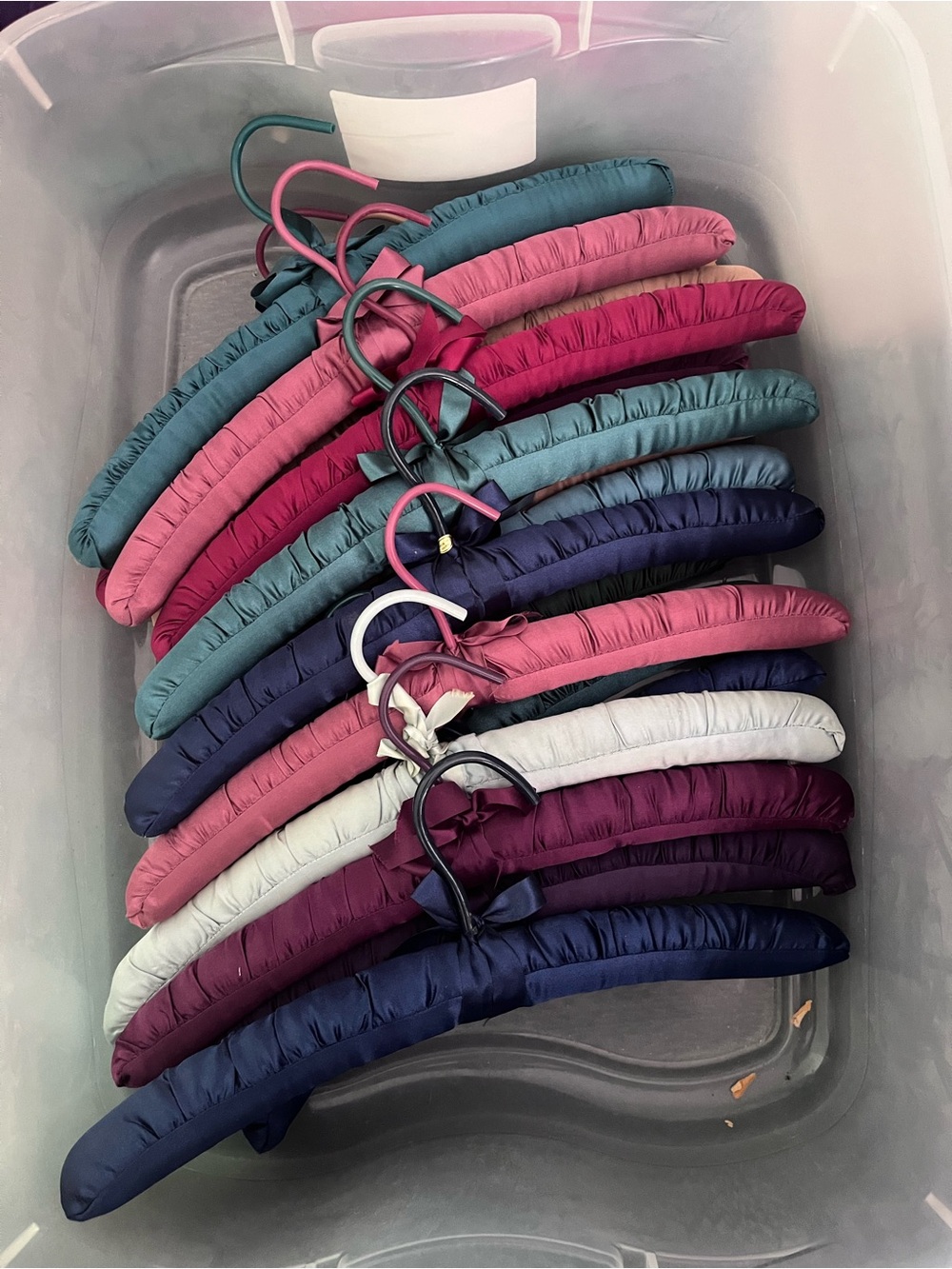 30 Satin Hangers Assorted Colors - Picture 3 of 4
